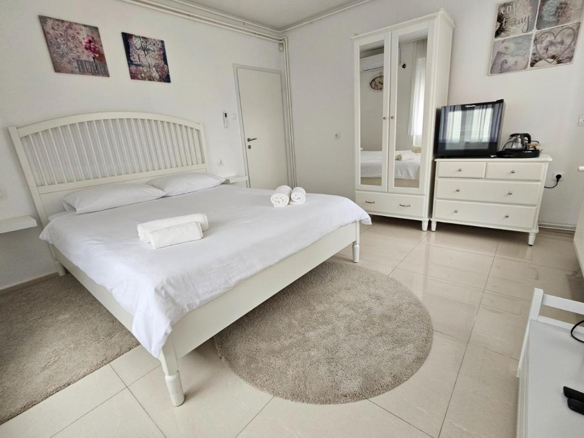 Comfort Rooms Remiza - Free Private Parking - Self Check-In 萨格勒布 外观 照片