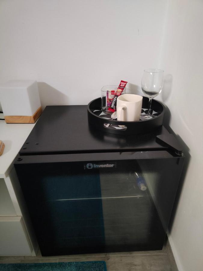 Comfort Rooms Remiza - Free Private Parking - Self Check-In 萨格勒布 外观 照片